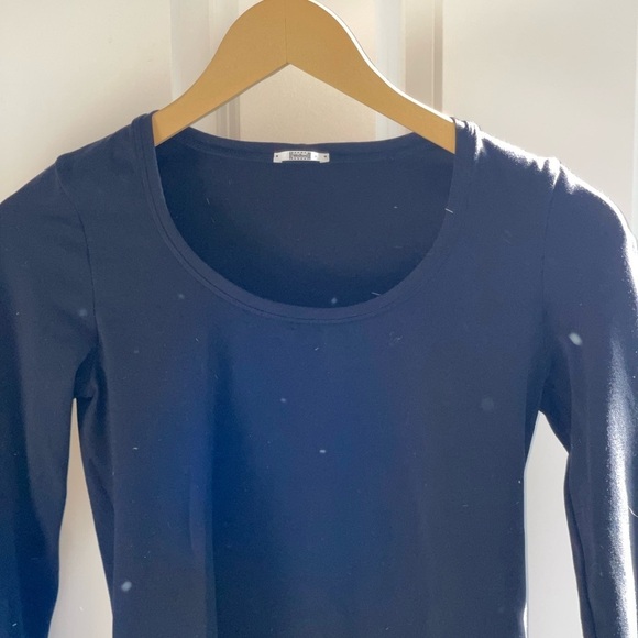 WOLFORD Black Cordoba Long Sleeve T-Shirt {$295} Nylon Blend Jersey Scoop Small - Picture 6 of 10